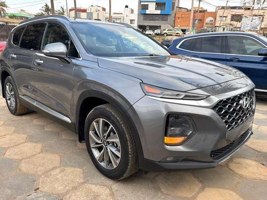 Hyundai Santa Fe Luxury image 14