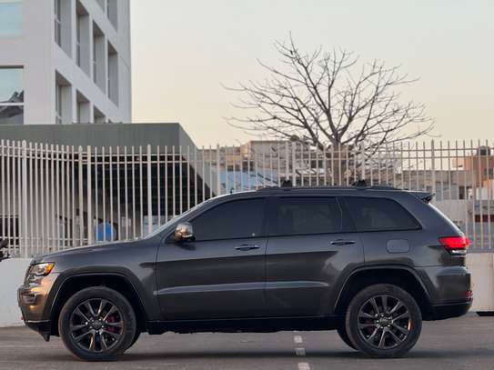 Jeep Grand Cherokee 4x4 75 anniversaire 2017 image 6