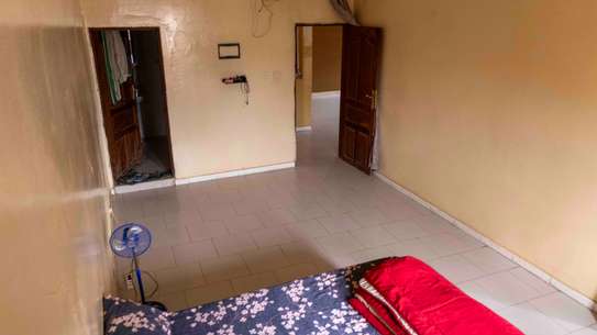 Villa R+1 Titre Foncier individuel à vendre à Diacksao 2 image 8