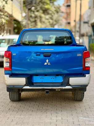 MITSUBISHI PICK UP L200 2021 image 5