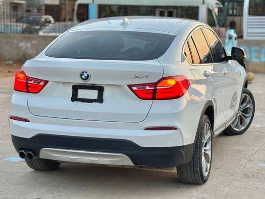 2018 BMW X4 XDRIVE FULL OPTION image 10