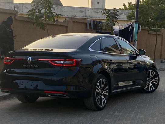 Renault image 8