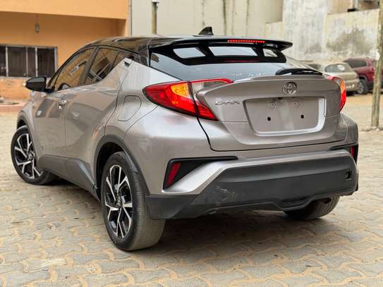 Toyota c-hr  2019 image 9