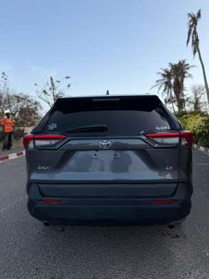 Rav4 2021 image 3