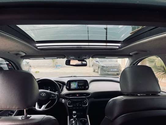 Hyundai Santa fe ultimate 2019 image 3
