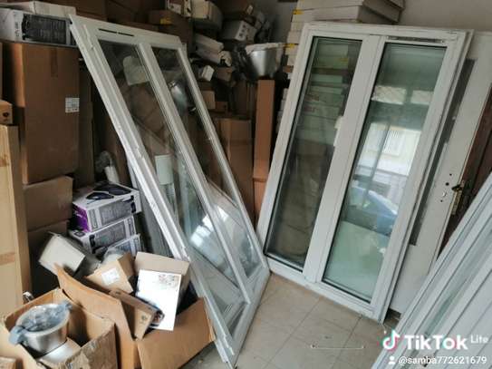 Porte pvc antibruit de sécurité quasi blindée image 3