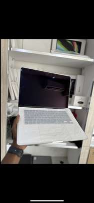 MacBook Air 2022 15 Pouces - M2 | 8GB RAM | 512 image 2