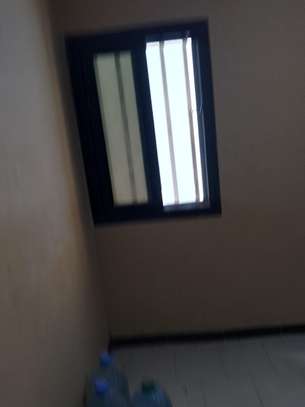 Bel appartement a louer a Ouakam taly Y image 9