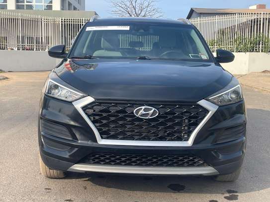 Hyundai Tucson 2019 venant essence automatique image 1