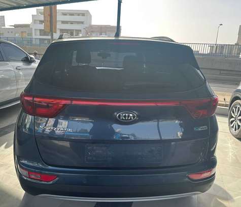 Kia Sportage Limited 2017 image 4