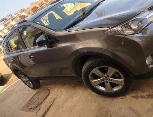Toyota Rav 4 image 5