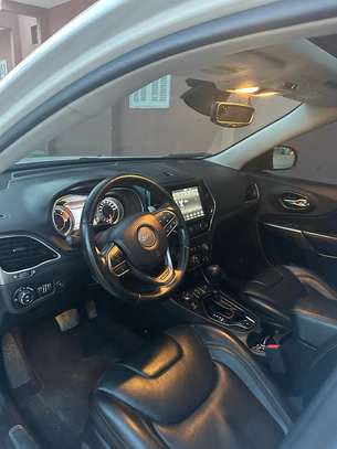 Jeep CHEROKEE 2020 image 5