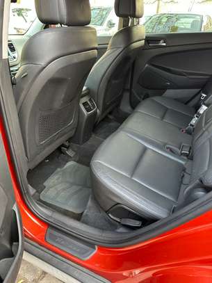 HYUNDAI TUCSON 2018 image 13