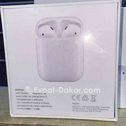 AirPods 2 image 2