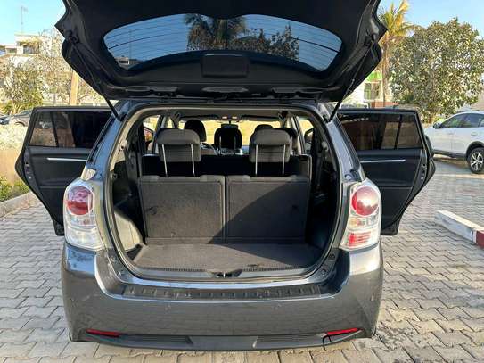 Toyota verso2016 image 8