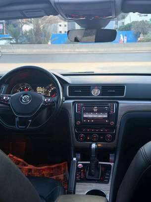 Volkswagen Passat 2017 image 8