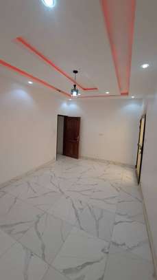 APPARTEMENT 2 CHAMBRES A LOUER A KEUR MASSAR DIAXAAY 2 image 2