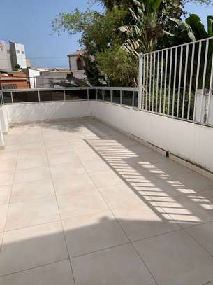 Villa R+1 de Type F6 à louer sur Virage image 8