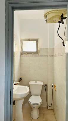 A louer - Villa R+2 Hann Mariste - 8 chambres, image 5