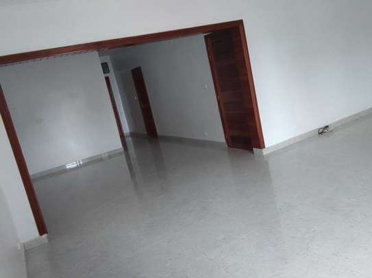 Appartement de 3 chambres salon à louer au virage image 1