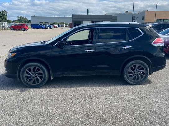 Nissan Rogue image 3