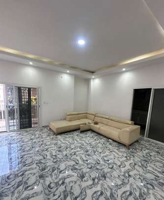 APPARTEMENT F5 AUX MAMELLES image 7