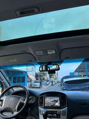 Hyundai Grand Starex image 7