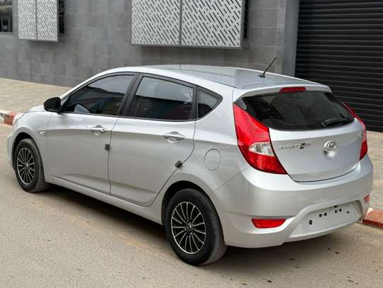 Hyundai accent 2016 image 5