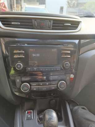 Nissan QashQai 2016 image 10