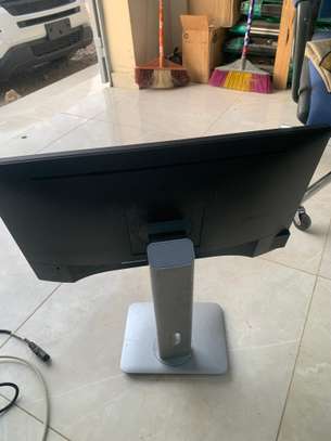 Ecran Dell 22 pouce avec HDmi image 2