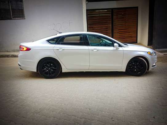 Ford fusion se 2018 image 1