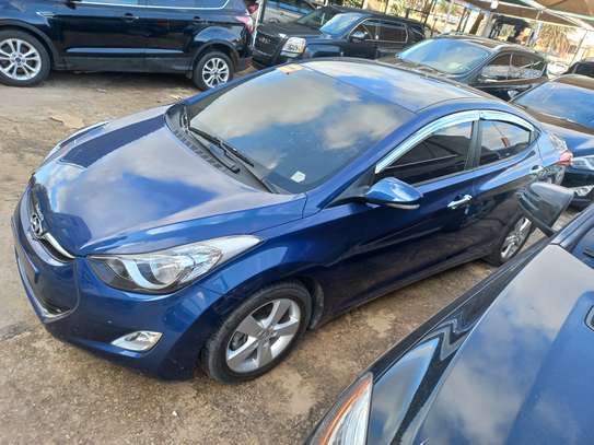 Hyundai avante 2013