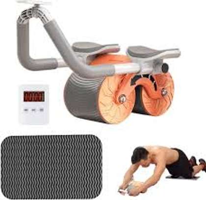 appareil d'exercice abdominal à roulettes. image 3