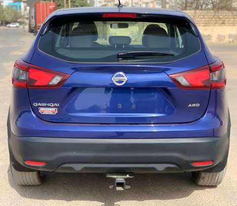 NISSAN Qashqai 2017 image 3