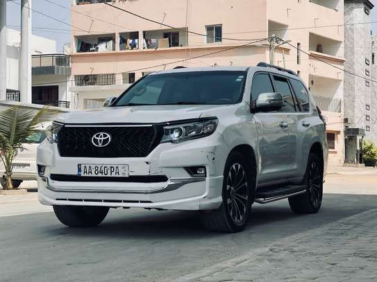 Toyota landcruiser VX image 1