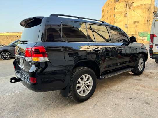 Toyota Land Cruiser 2018 image 8