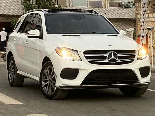 GL400 2017. 4matic. image 10