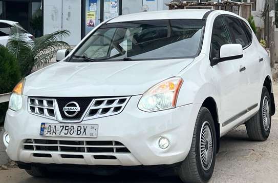 Nissan Rogue 2011 image 1