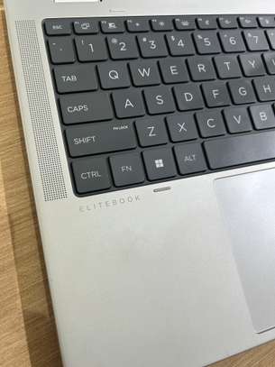 HP EliteBook 1040 G11 X360 - Intel Ultra 5  | 16GB RAM | 512 image 4