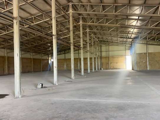 Hangar neuf à louer image 3