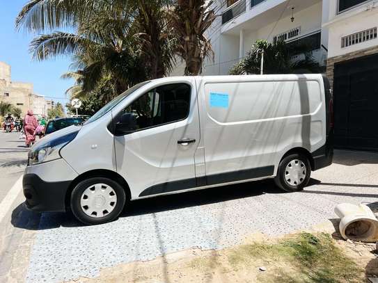 Renault trafic image 7