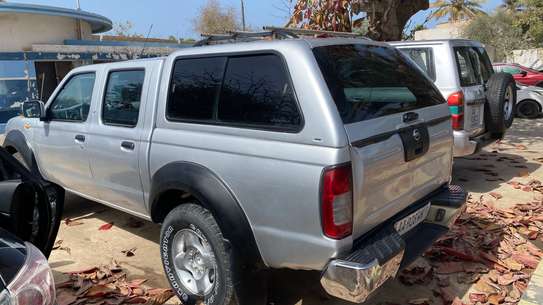 Nissan Nvara image 3