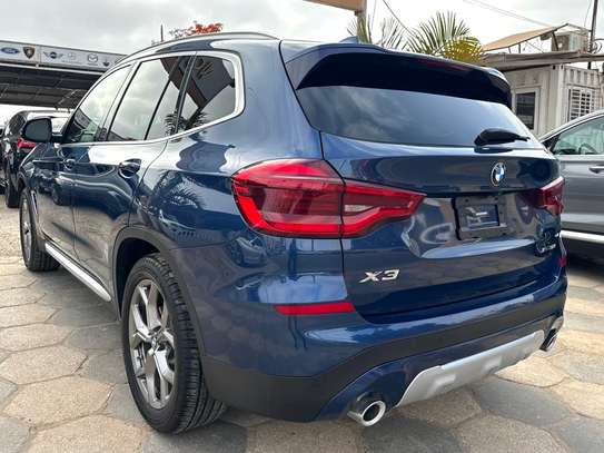 BMW X3 XLINE image 7
