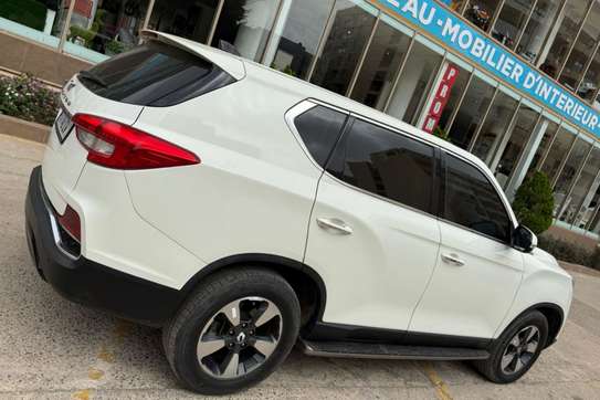 Rexton 2017 image 12