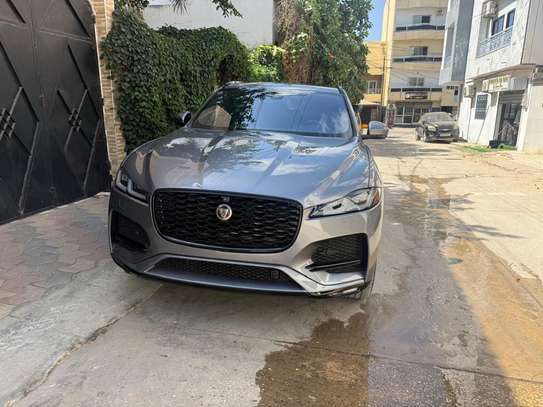 Jaguar F-Pace 2021 Gris Métallisé SUV Puissant image 8