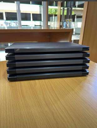 Dell 7490 cor i7 de 8th gen image 2