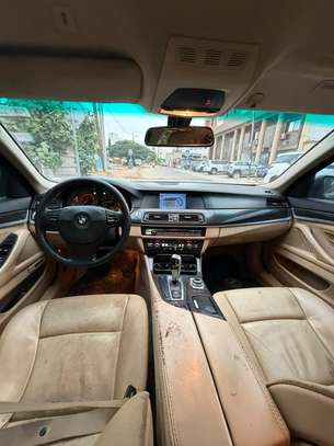 BMW serie 5 image 4