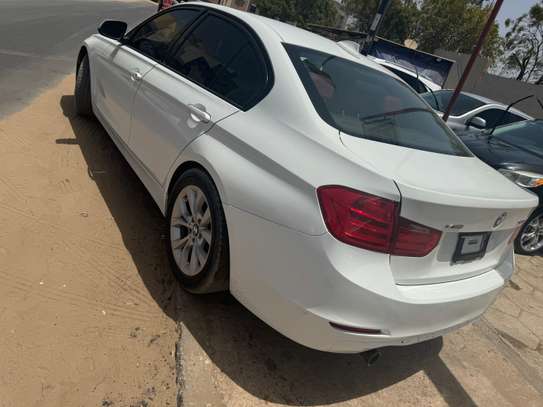 BMW 3 2015 image 4