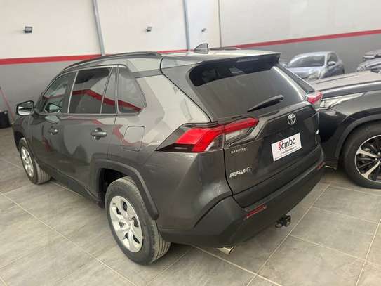 2022 / TOYOTA RAV4 VENANT XL image 13