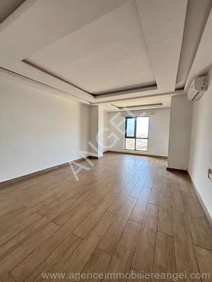 Ref_2929_PL Appartement F4 à louer au point E image 1